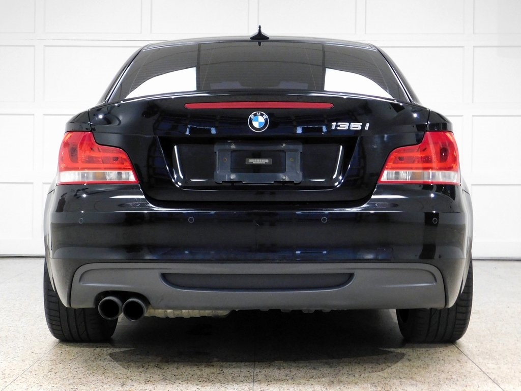 BMW 1-Series 135i Coupe 2012
