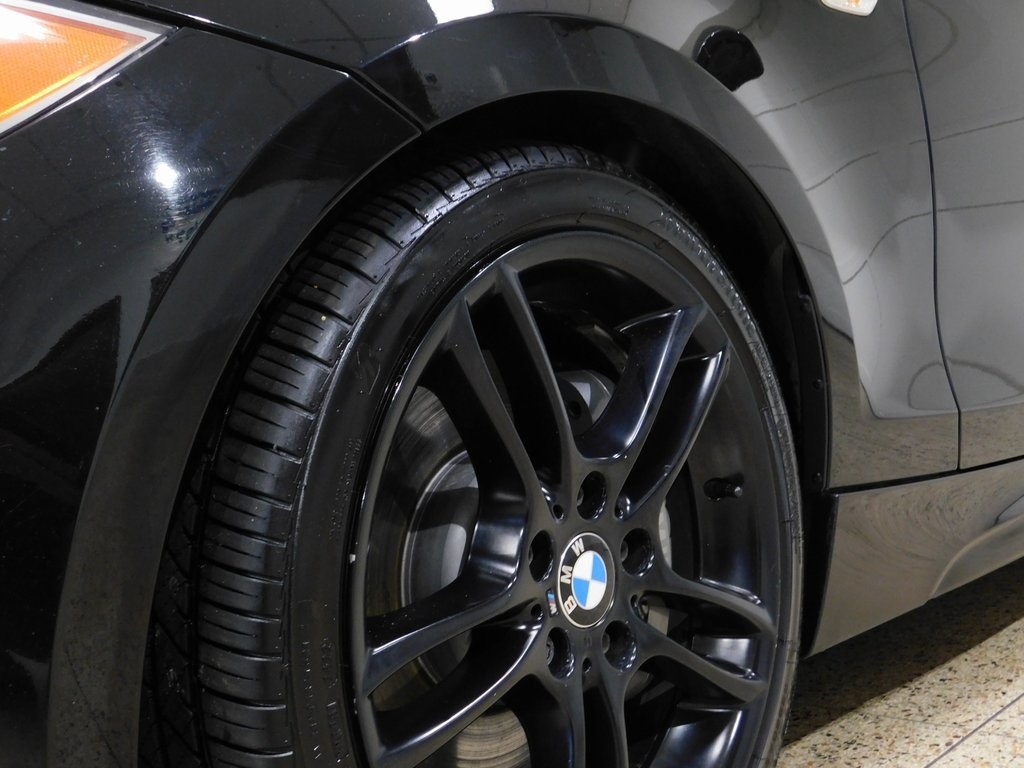 BMW 1-Series 135i Coupe 2012