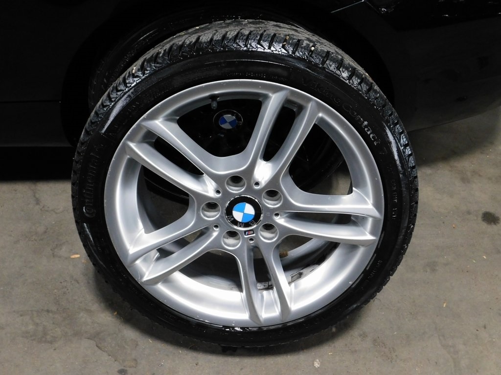 BMW 1-Series 135i Coupe 2012