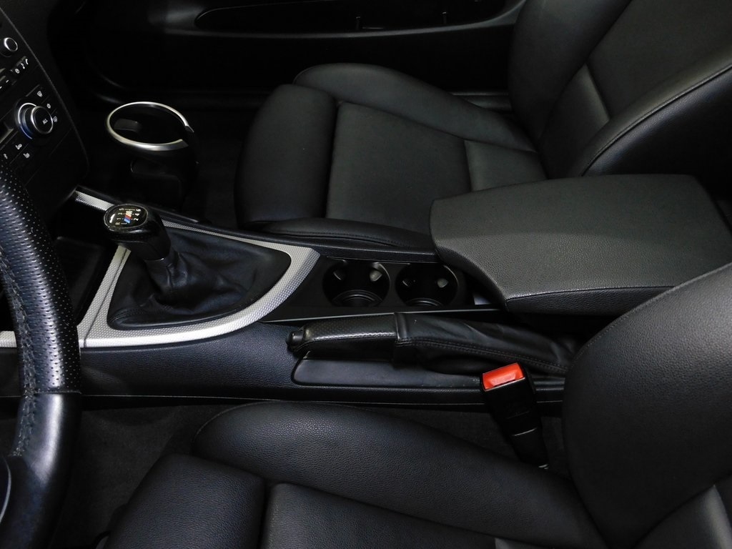 BMW 1-Series 135i Coupe 2012