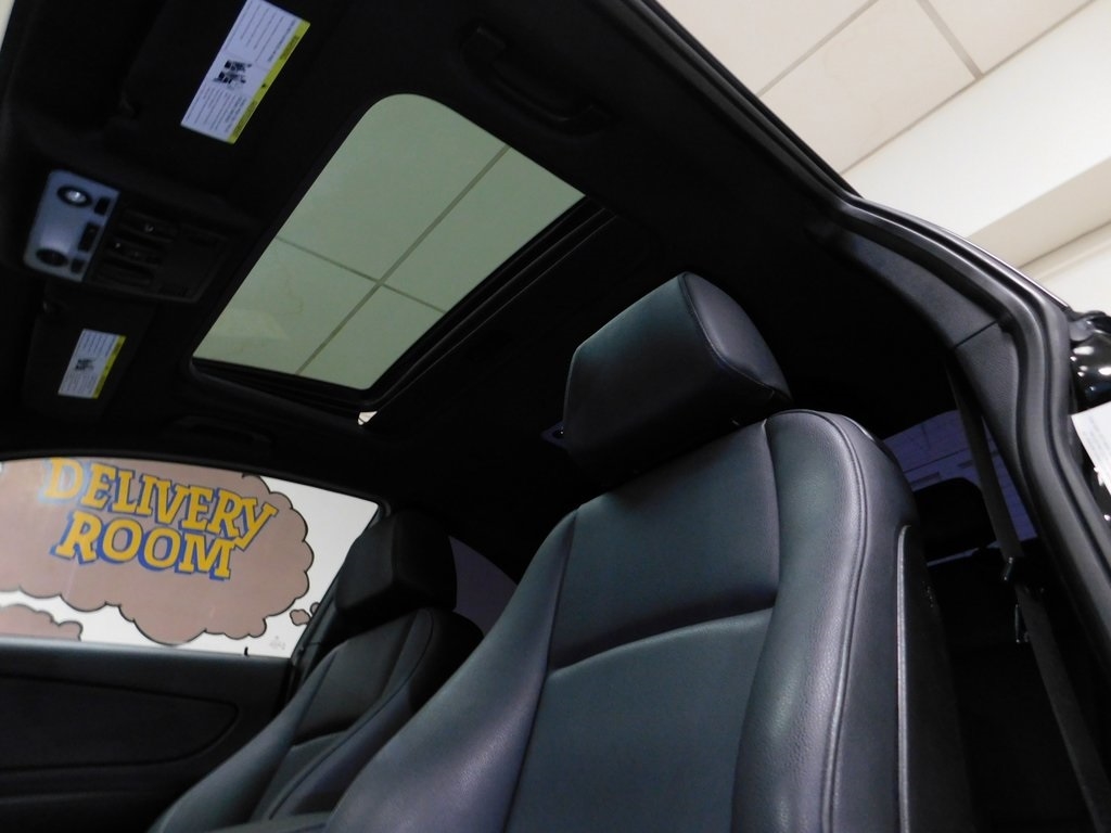 BMW 1-Series 135i Coupe 2012