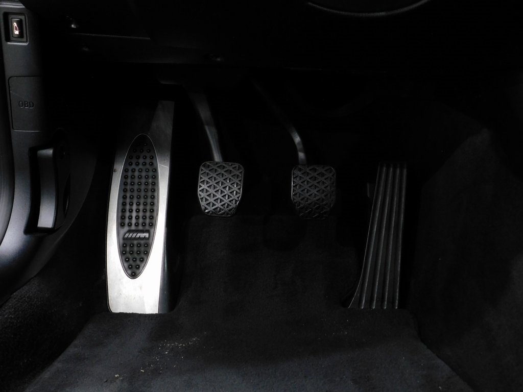 BMW 1-Series 135i Coupe 2012