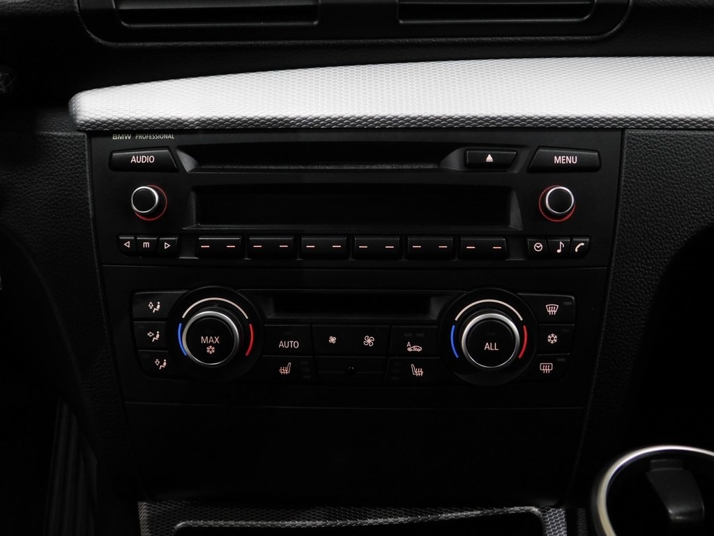 BMW 1-Series 135i Coupe 2012