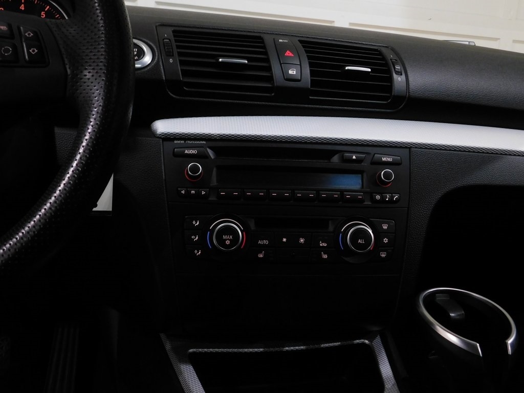 BMW 1-Series 135i Coupe 2012