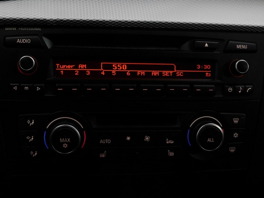 BMW 1-Series 135i Coupe 2012