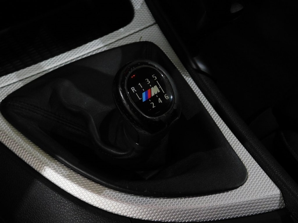 BMW 1-Series 135i Coupe 2012