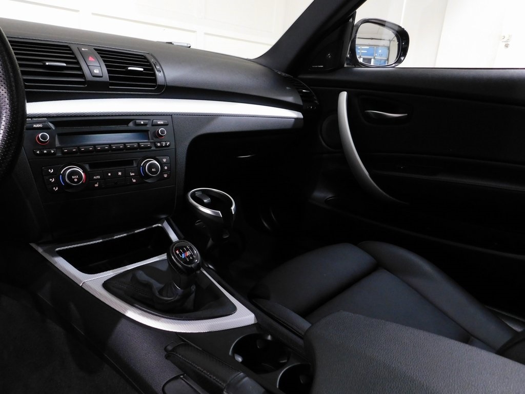 BMW 1-Series 135i Coupe 2012