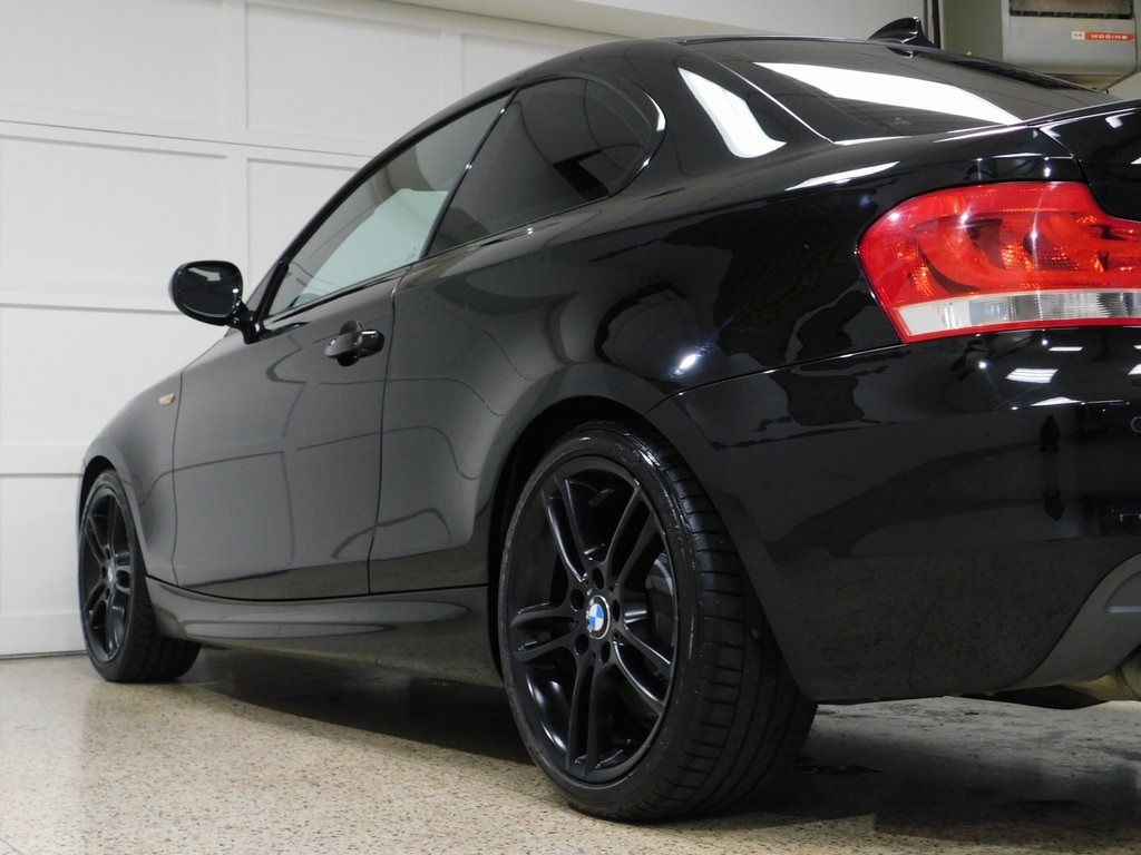 BMW 1-Series 135i Coupe 2012