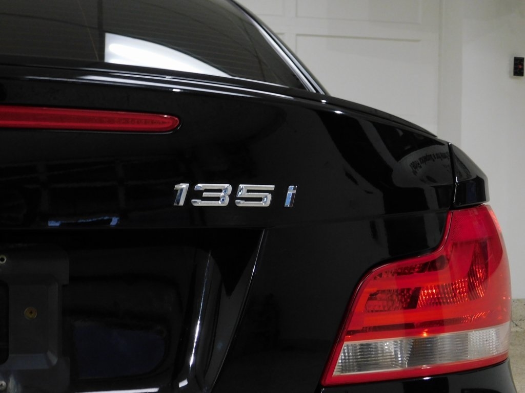 BMW 1-Series 135i Coupe 2012