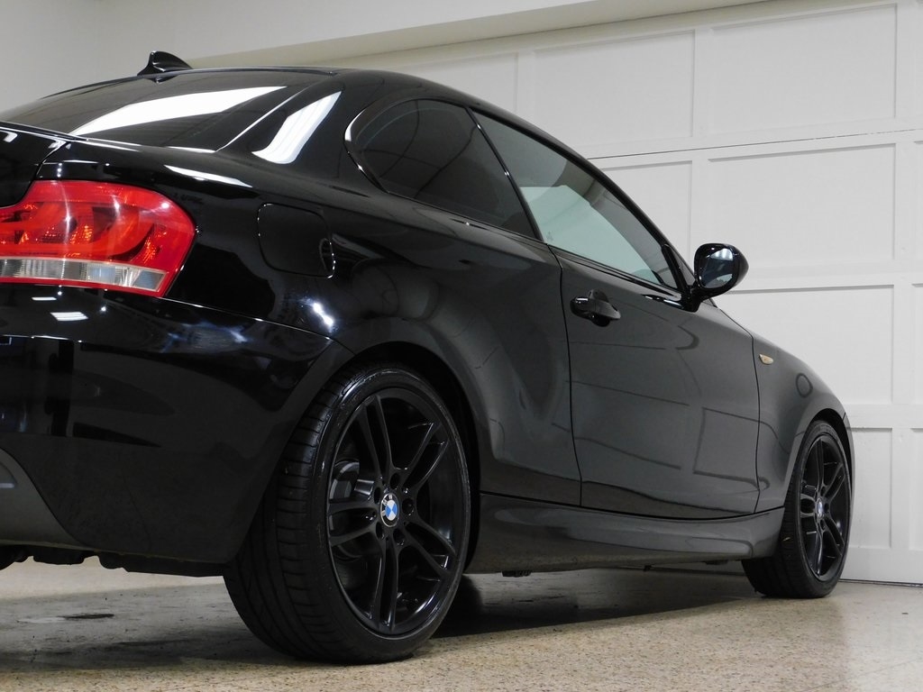 BMW 1-Series 135i Coupe 2012