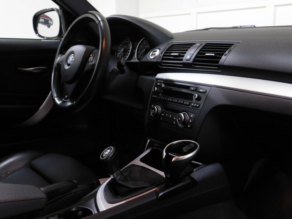 BMW 1-Series 135i Coupe 2012