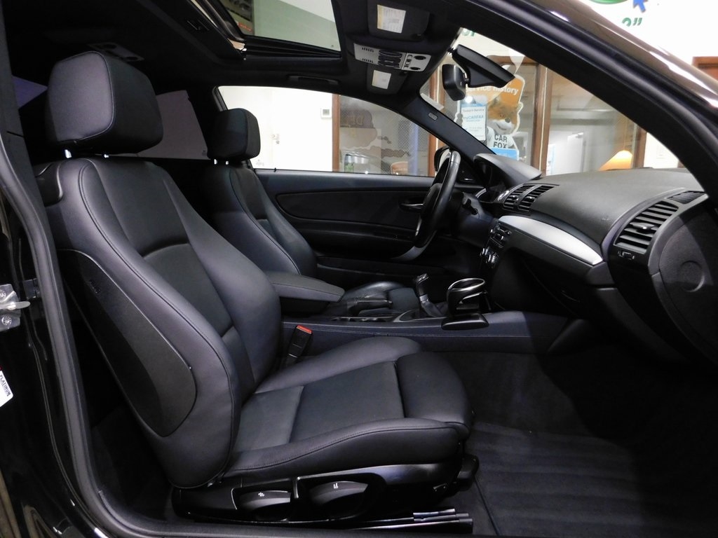 BMW 1-Series 135i Coupe 2012