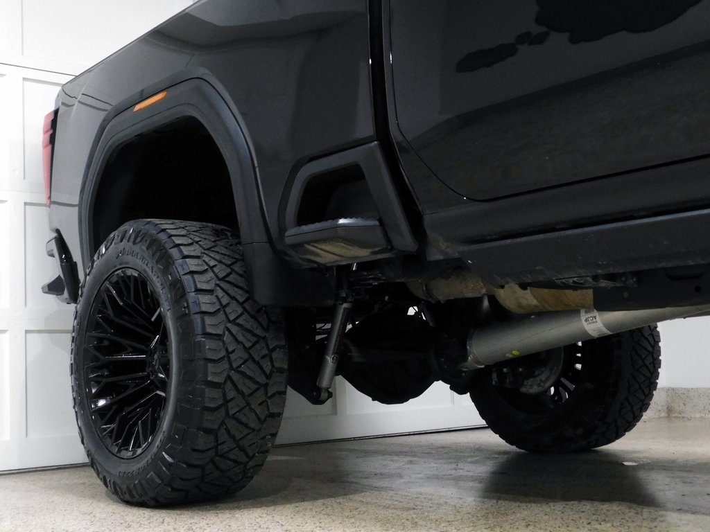 GMC Sierra 2500HD Denali Crew Cab 4WD SB 2024