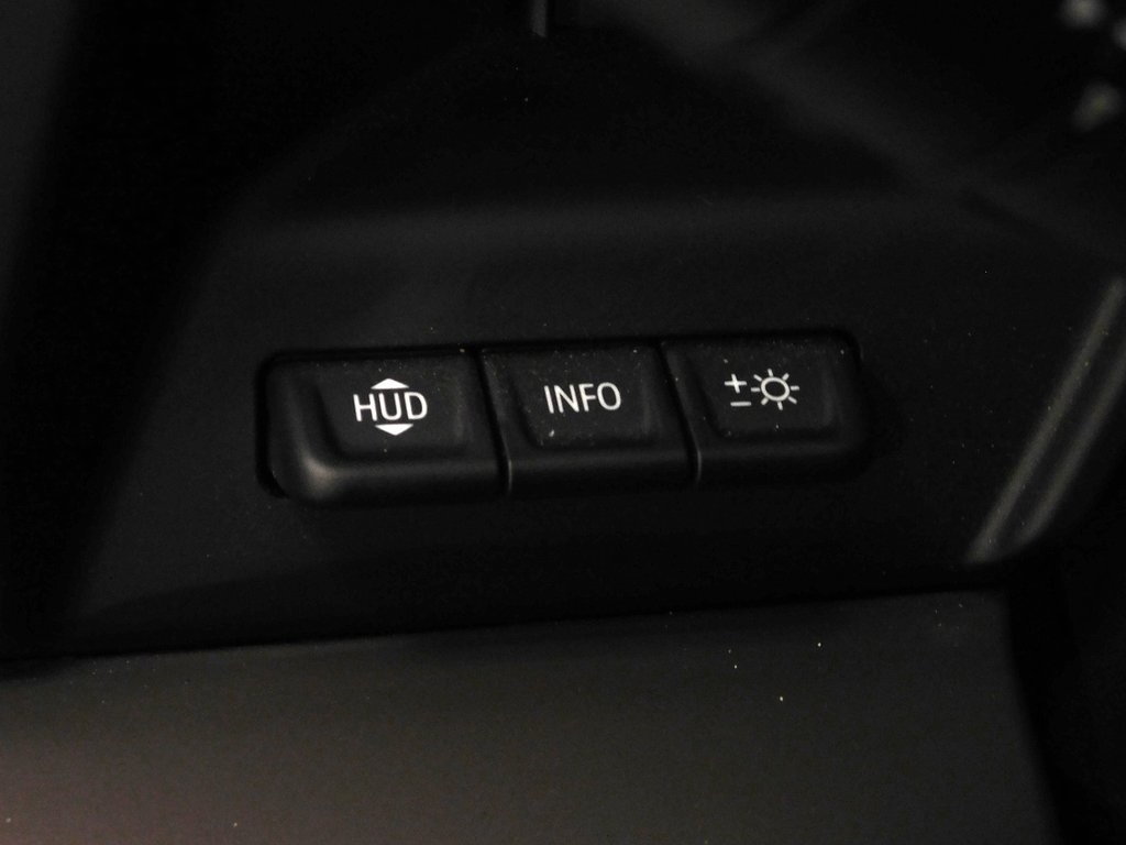 GMC Sierra 2500HD Denali Crew Cab 4WD SB 2024