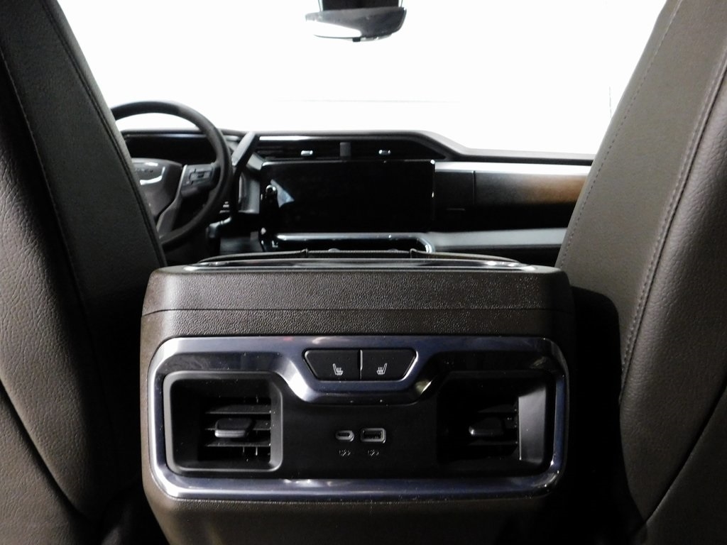 GMC Sierra 2500HD Denali Crew Cab 4WD SB 2024