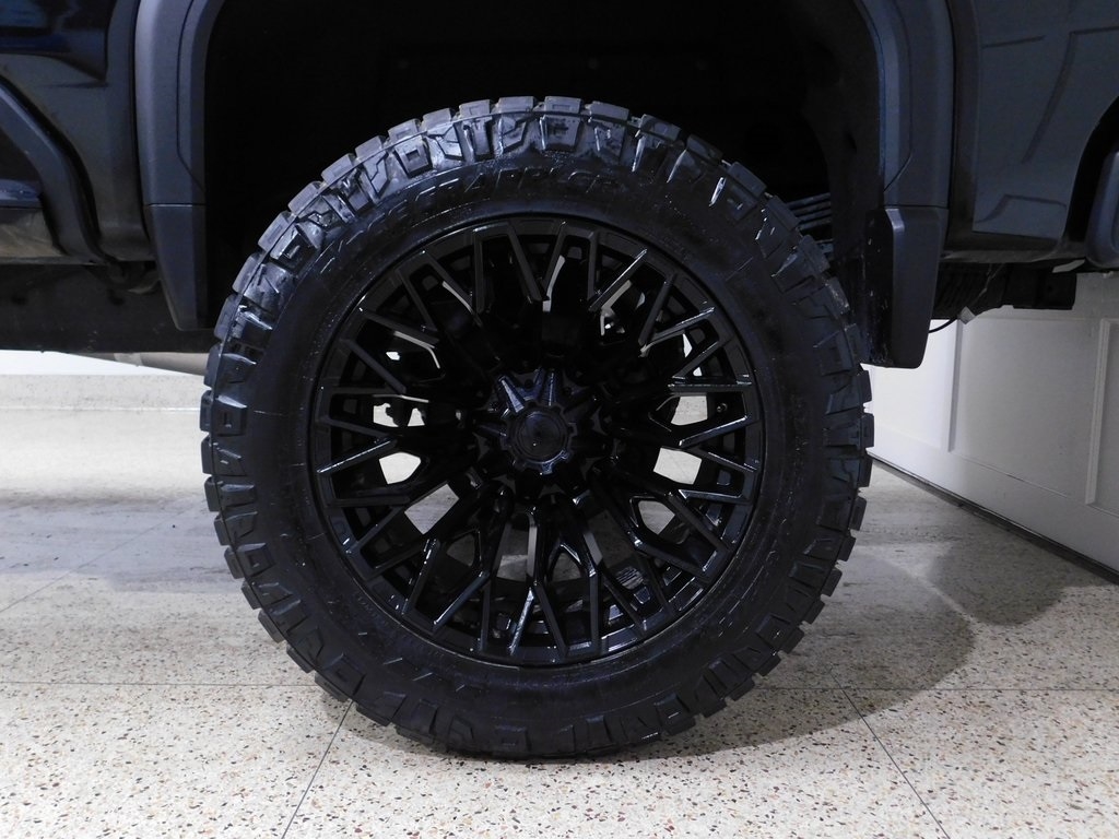 GMC Sierra 2500HD Denali Crew Cab 4WD SB 2024