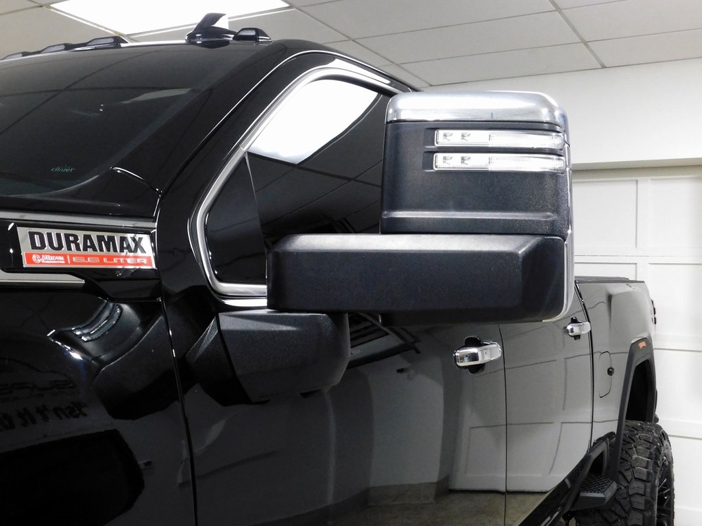 GMC Sierra 2500HD Denali Crew Cab 4WD SB 2024