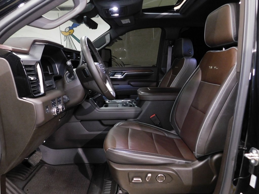 GMC Sierra 2500HD Denali Crew Cab 4WD SB 2024