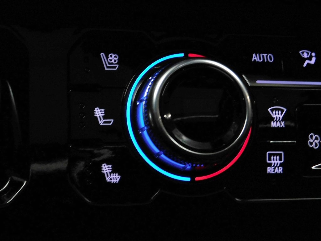 GMC Sierra 2500HD Denali Crew Cab 4WD SB 2024