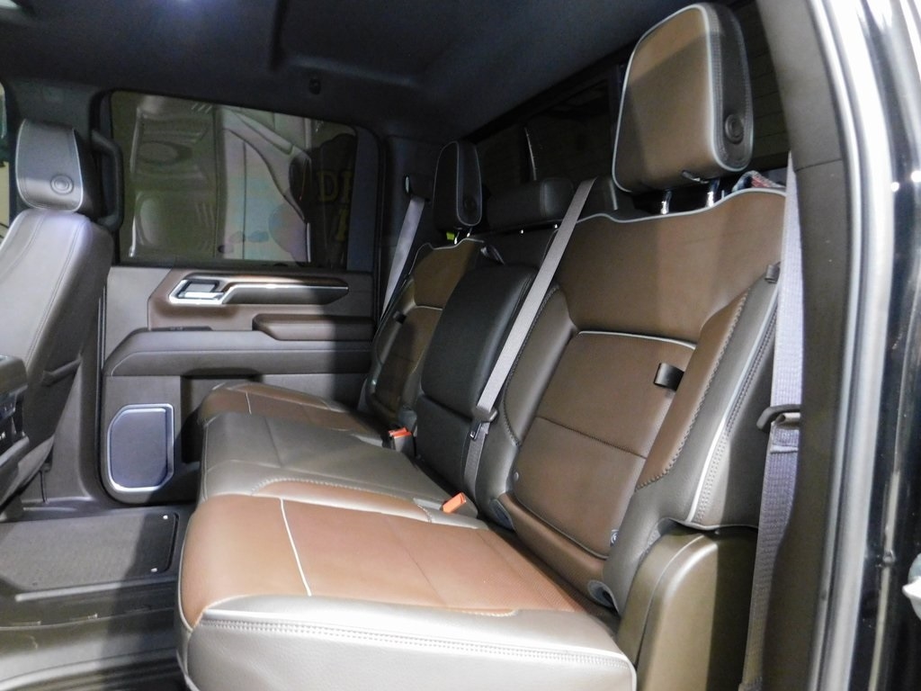 GMC Sierra 2500HD Denali Crew Cab 4WD SB 2024