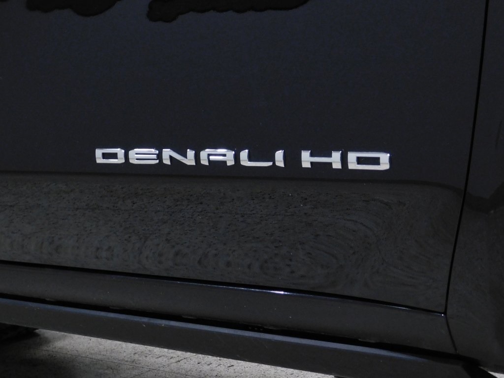 GMC Sierra 2500HD Denali Crew Cab 4WD SB 2024
