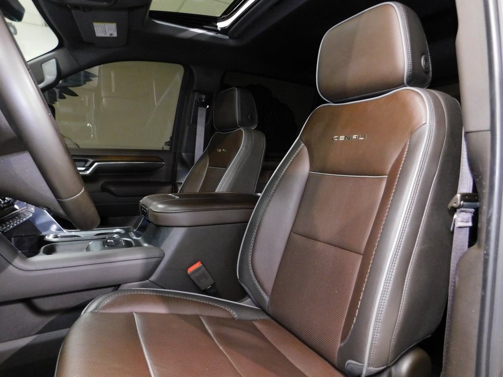 GMC Sierra 2500HD Denali Crew Cab 4WD SB 2024