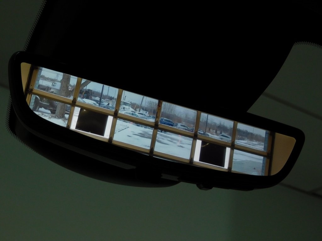 GMC Sierra 2500HD Denali Crew Cab 4WD SB 2024