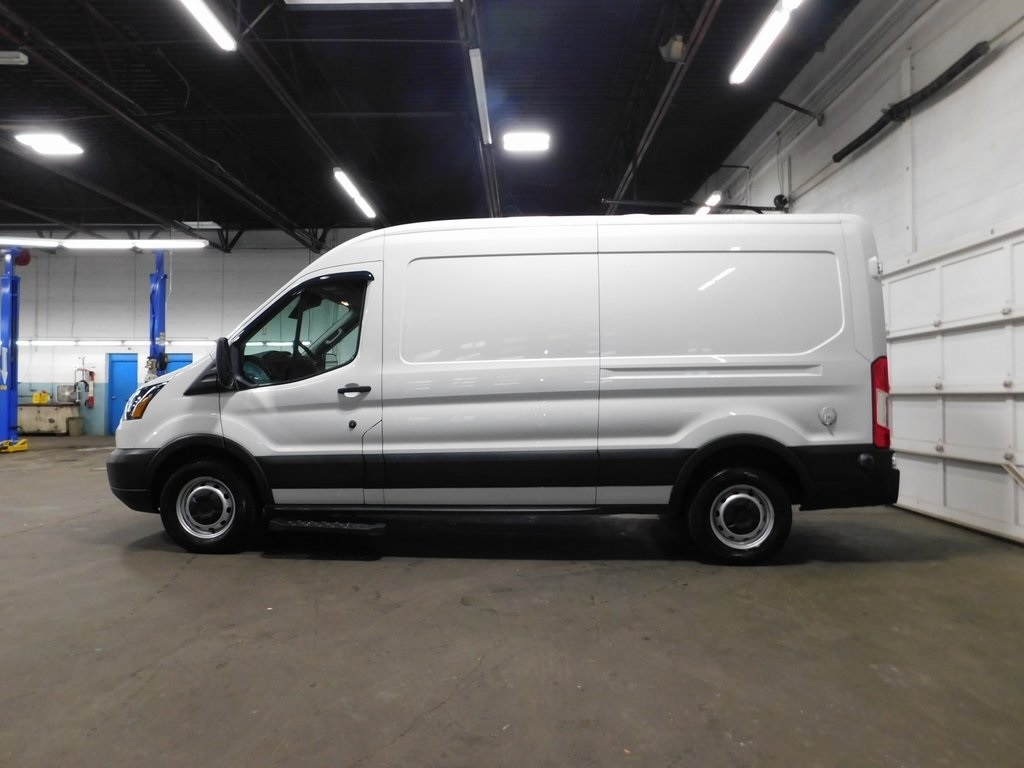 Ford Transit 250  2019