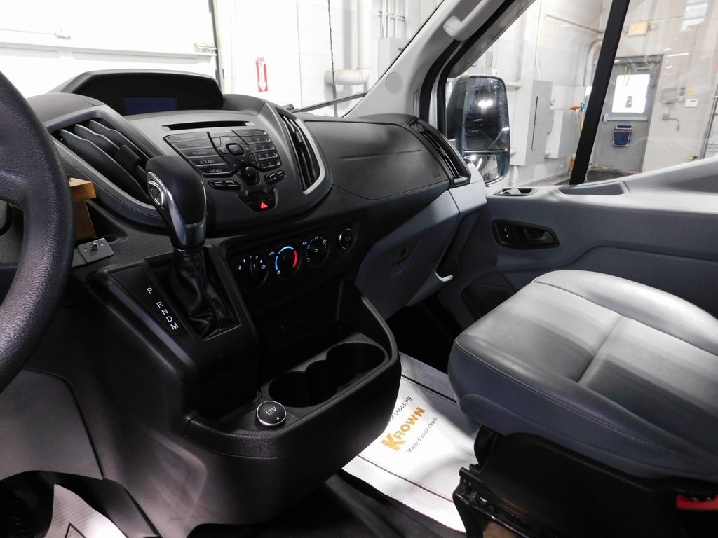 Ford Transit 250  2019