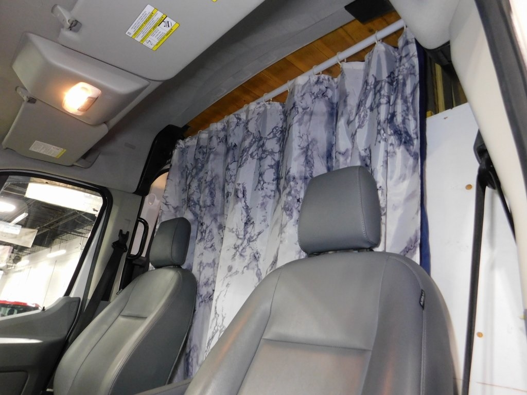 Ford Transit 250  2019