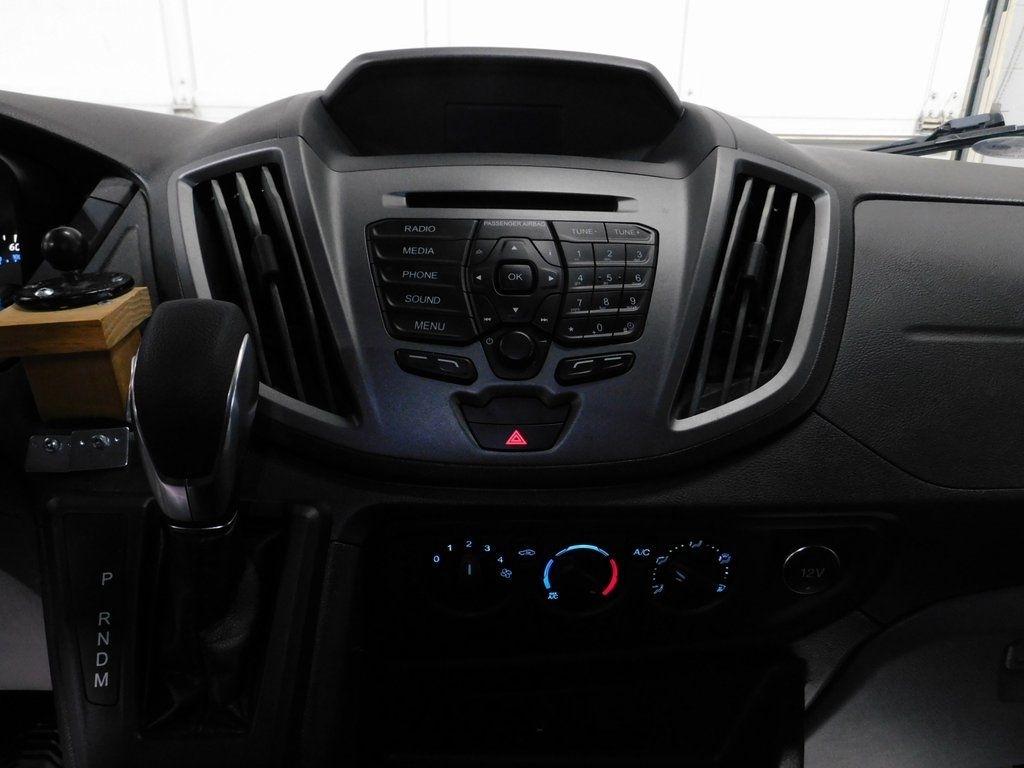 Ford Transit 250  2019