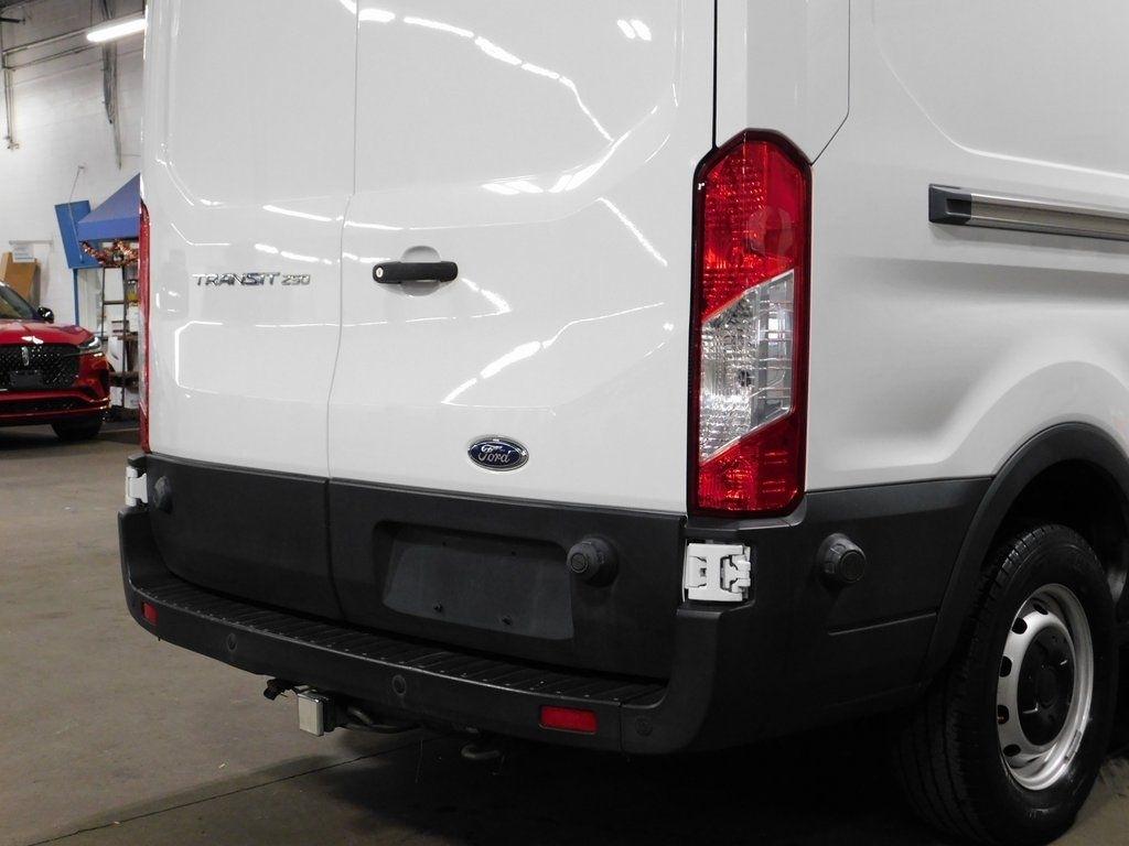 Ford Transit 250  2019