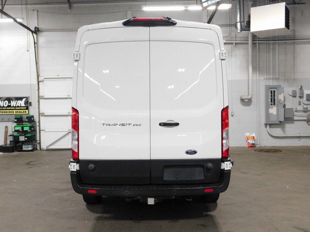 Ford Transit 250  2019