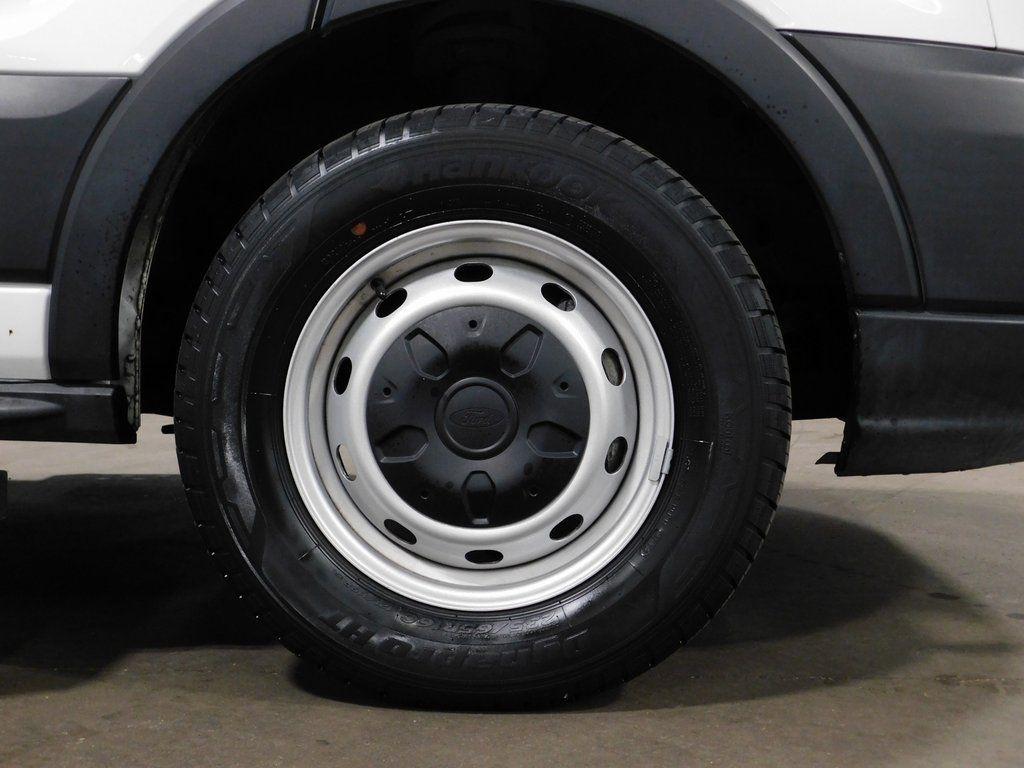 Ford Transit 250  2019