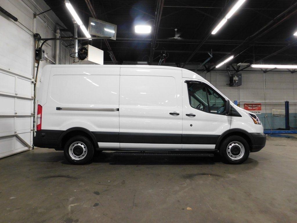 Ford Transit 250  2019