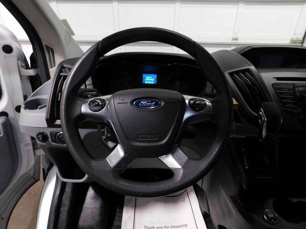 Ford Transit 250  2019