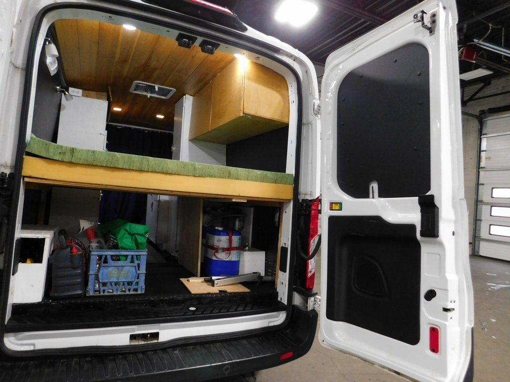 Ford Transit 250  2019