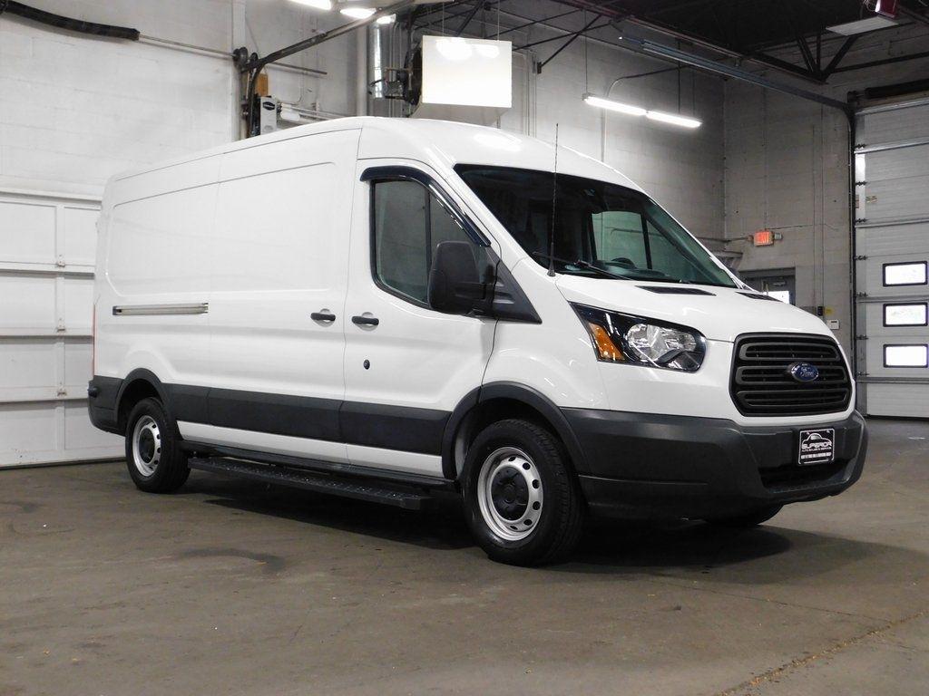 Ford Transit 250  2019