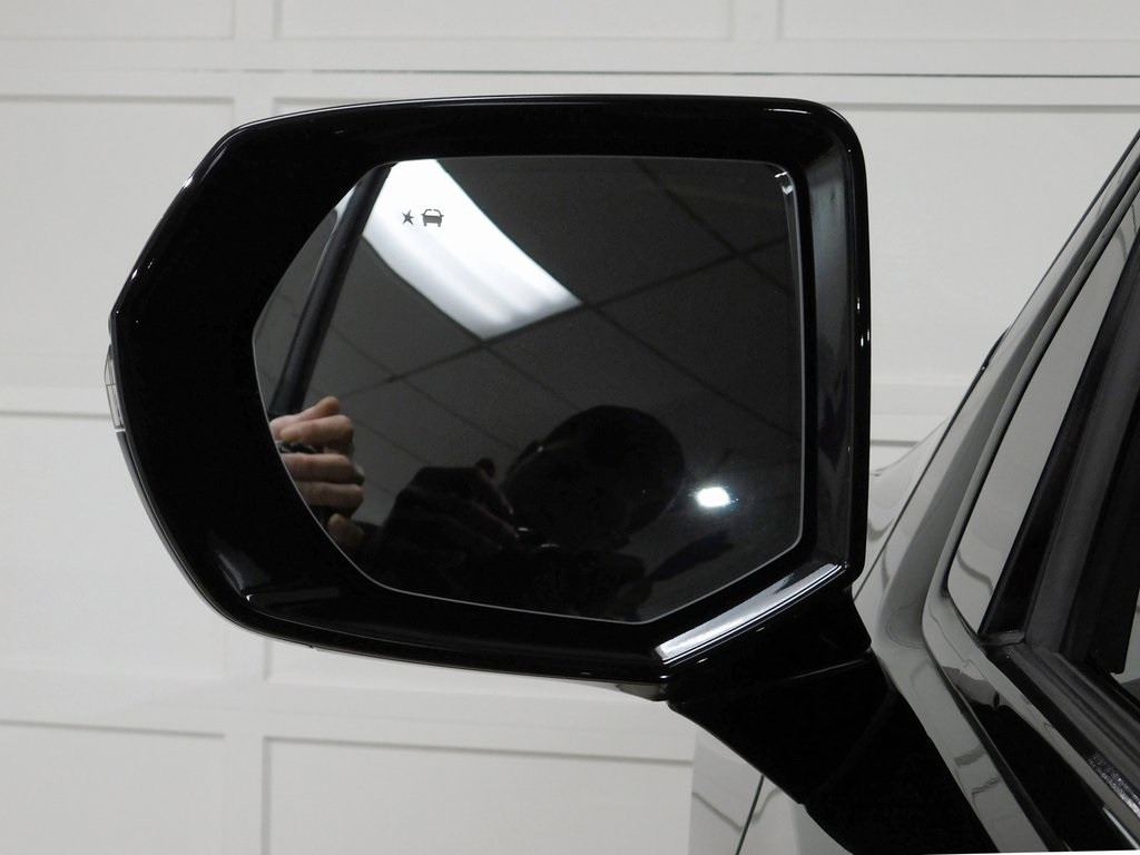 Cadillac Escalade ESV Sport Platinum AWD 2023