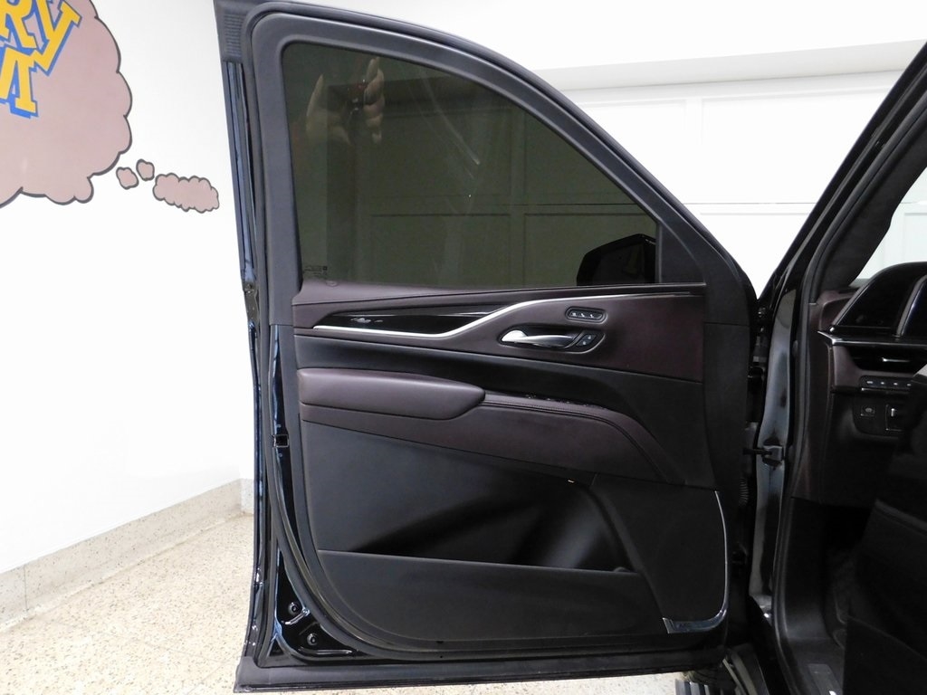 Cadillac Escalade ESV Sport Platinum AWD 2023