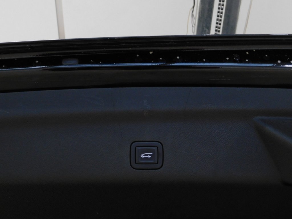 Cadillac Escalade ESV Sport Platinum AWD 2023