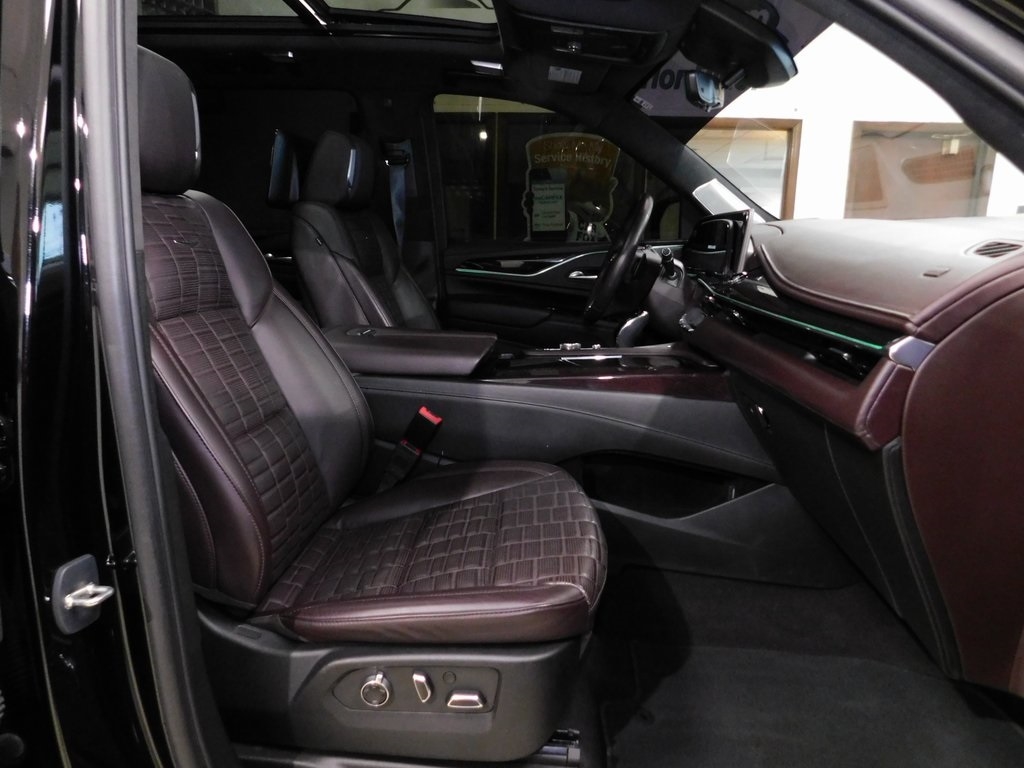 Cadillac Escalade ESV Sport Platinum AWD 2023