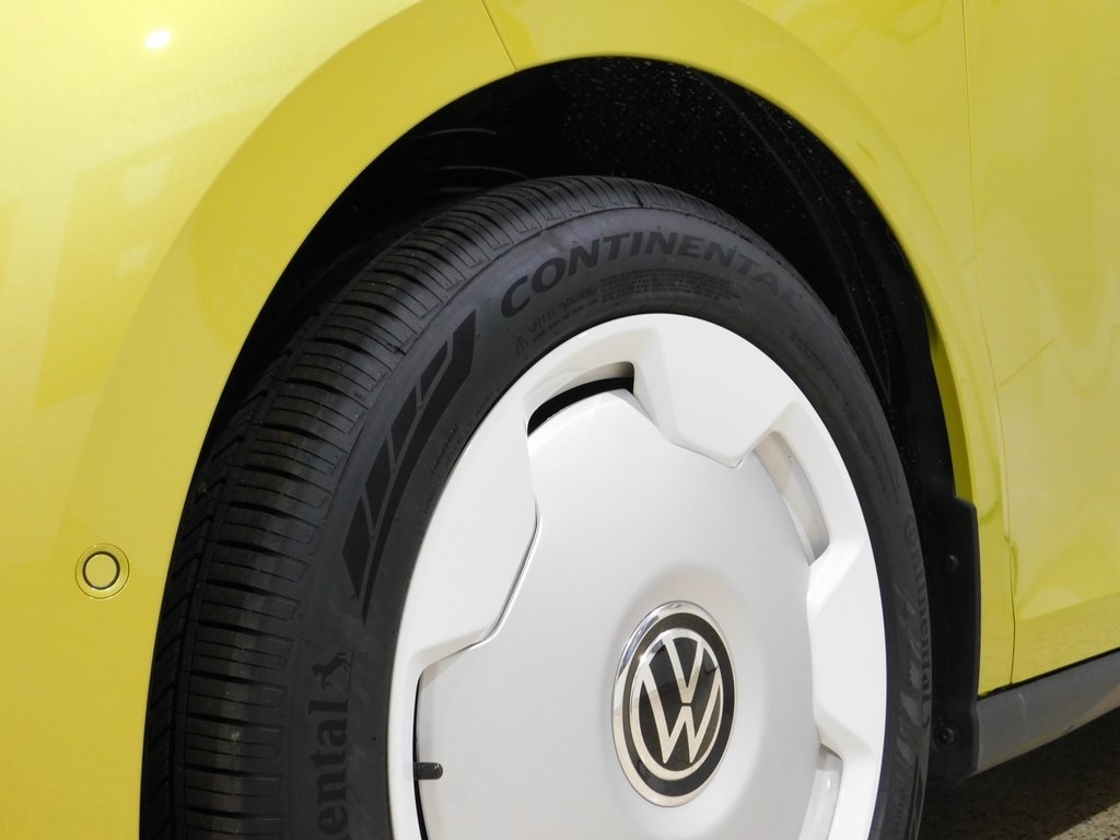 Volkswagen ID Buzz 1st Edition AWD 2025