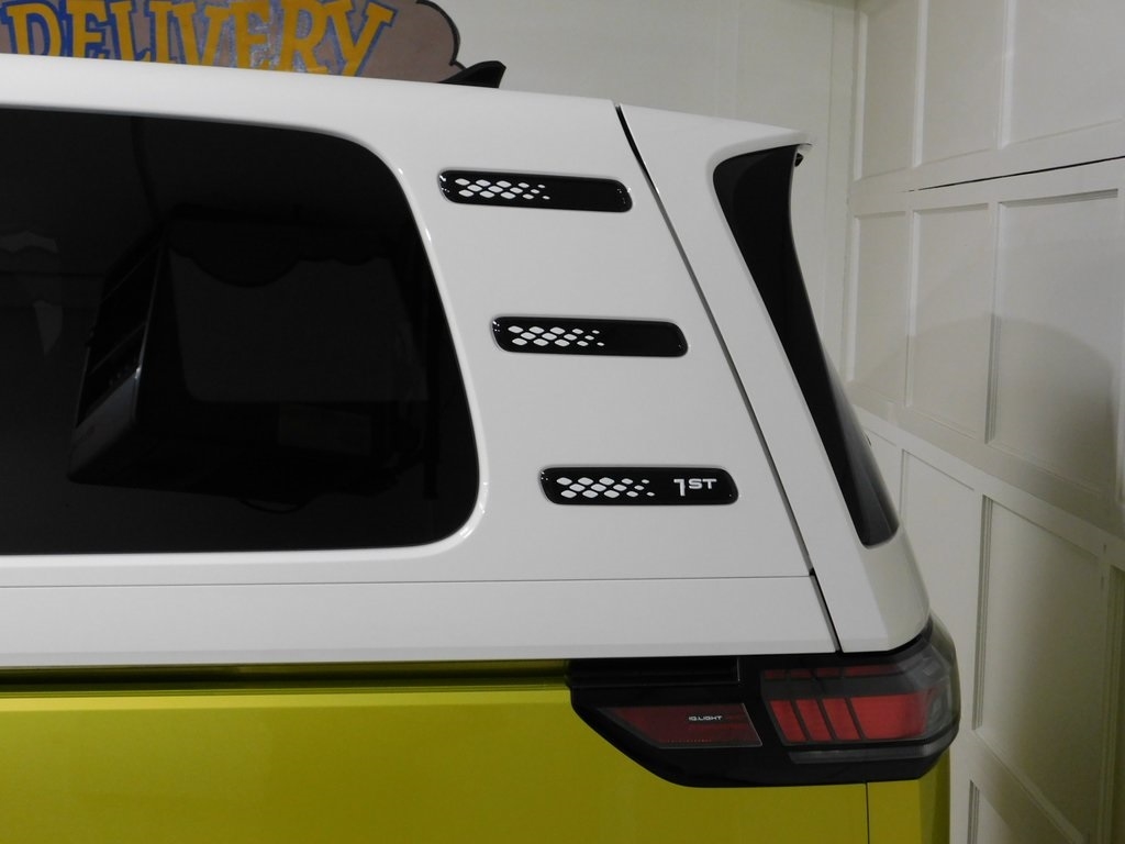 Volkswagen ID Buzz 1st Edition AWD 2025