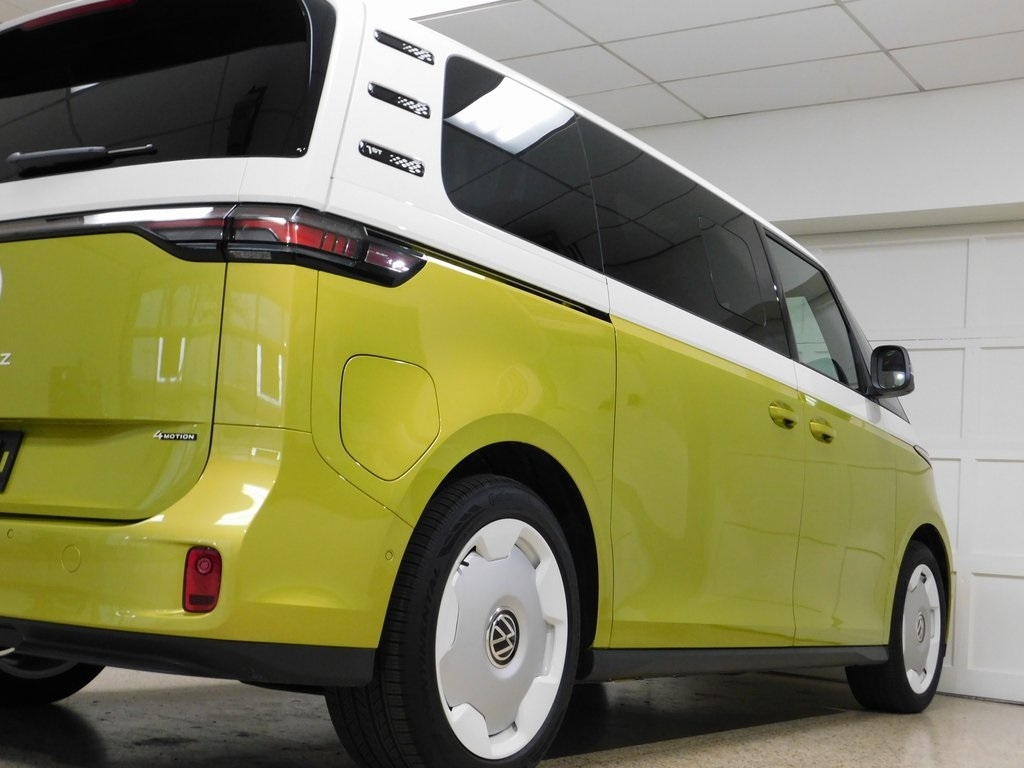 Volkswagen ID Buzz 1st Edition AWD 2025