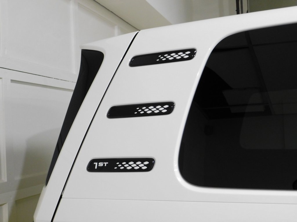 Volkswagen ID Buzz 1st Edition AWD 2025