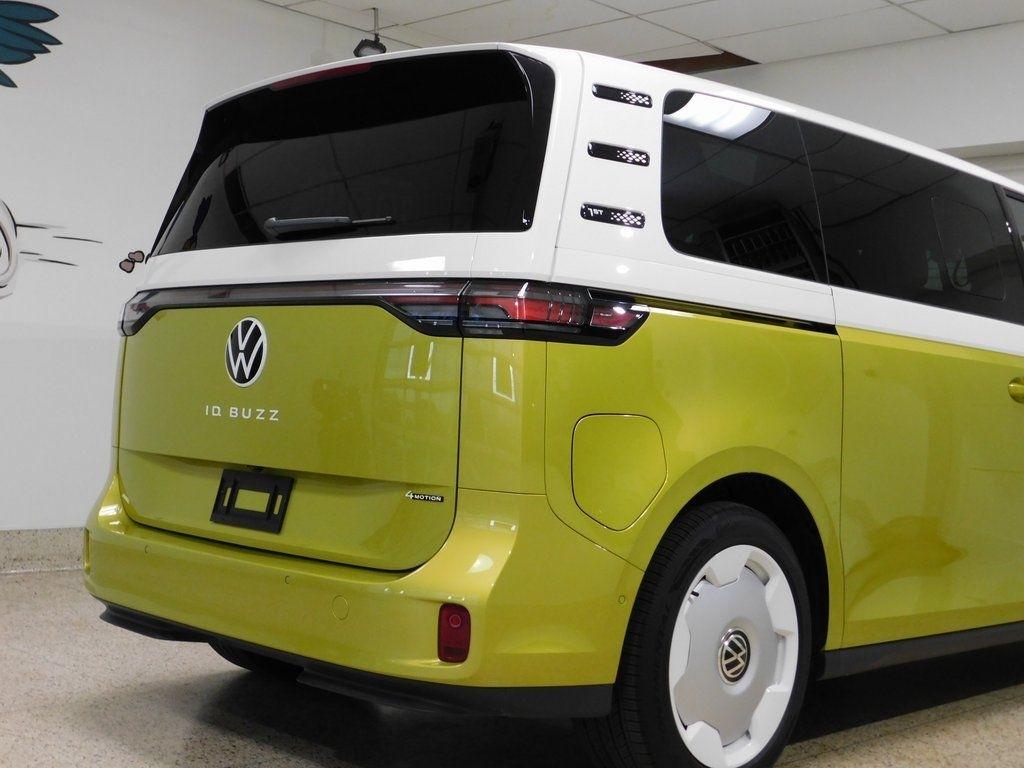 Volkswagen ID Buzz 1st Edition AWD 2025