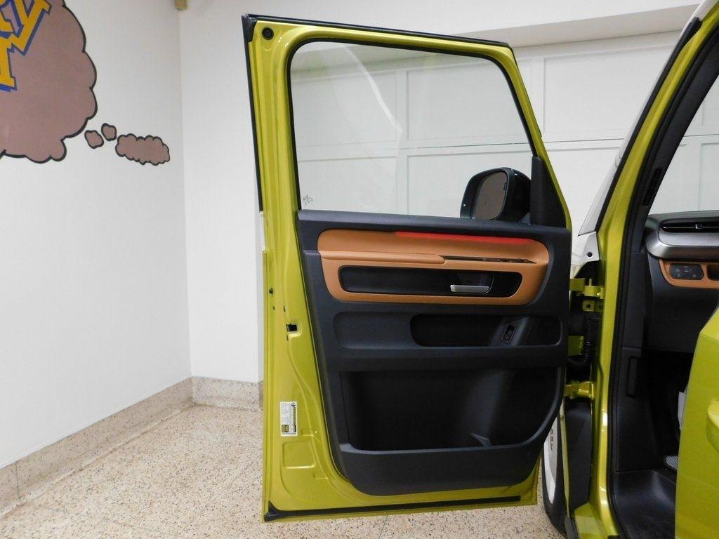 Volkswagen ID Buzz 1st Edition AWD 2025