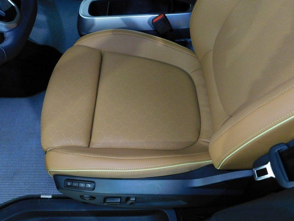 Volkswagen ID Buzz 1st Edition AWD 2025