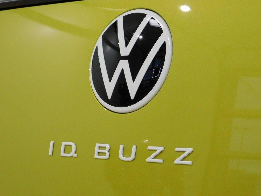 Volkswagen ID Buzz 1st Edition AWD 2025